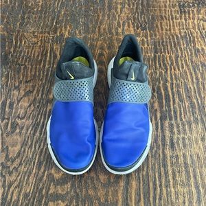 Men’s Nike athletic shoes